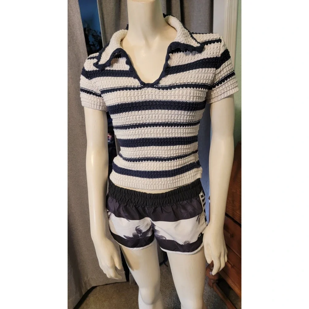 Blue & White Striped Alter'd State Cropped Nautical Open Knit Scalloped Collar S